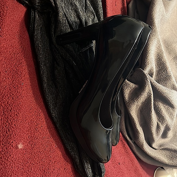 Clarks collection glossy black heels size 10 - Picture 4 of 5
